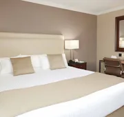 Ethan Allen Hotel hotel detail image 7