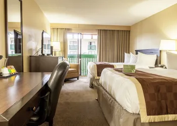 Baymont by Wyndham Red Deer hotel thumbnail 4