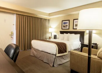 Baymont by Wyndham Red Deer hotel thumbnail 5