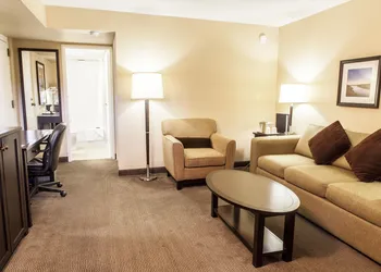 Baymont by Wyndham Red Deer hotel thumbnail 6