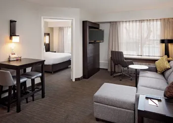 Residence Inn by Marriott Arlington hotel thumbnail 5
