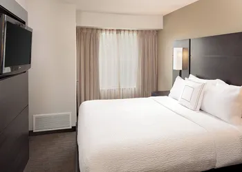 Residence Inn by Marriott Arlington hotel thumbnail 8