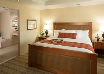 The Inn at Virginia Tech and Skelton Conference Center hotel thumbnail 3
