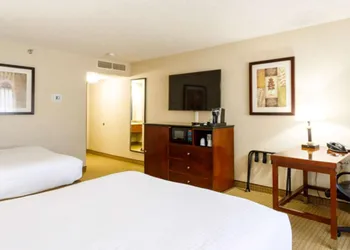 Maverick Hotel and Casino by Red Lion Hotels hotel thumbnail 4