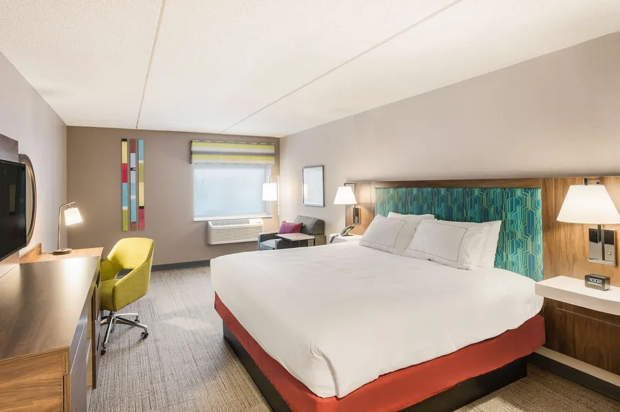 Hampton Inn & Suites Houghton hotel detail image 6