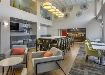 Hampton Inn & Suites by Hilton Edmonton/West hotel thumbnail 3