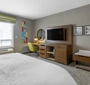 Hampton Inn & Suites by Hilton Edmonton/West hotel detail image 7