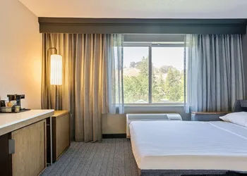 Sonesta Select Pleasant Hill hotel thumbnail 6