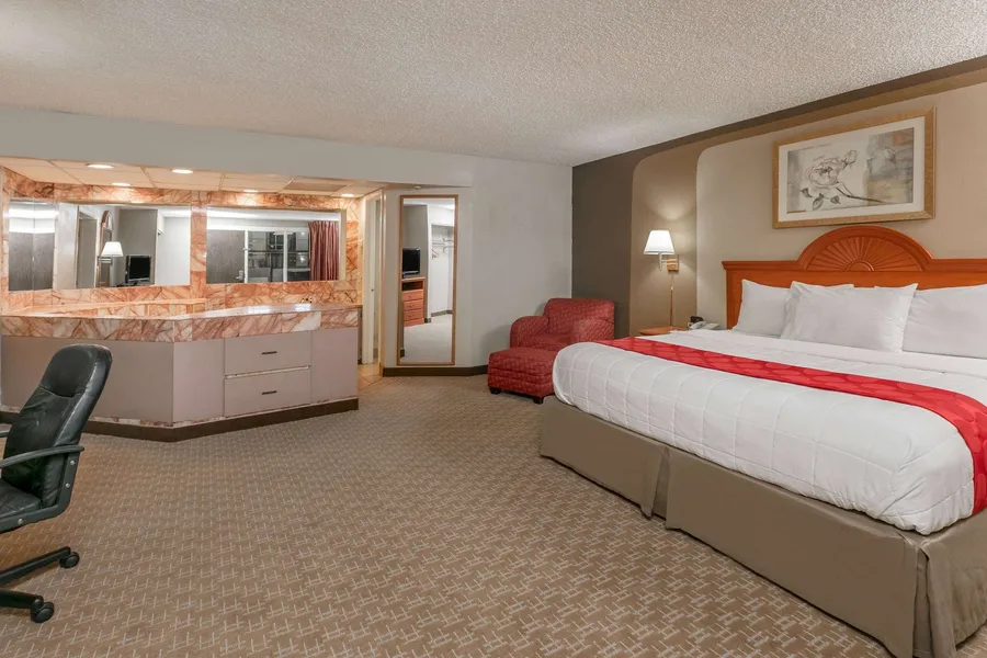 Ramada by Wyndham Odessa Near University of Texas Permian hotel detail image 6