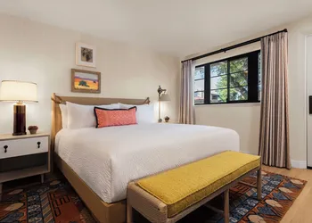 Paso Robles Inn hotel thumbnail 6