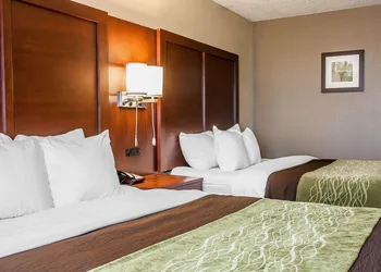 Comfort Inn Fergus Falls hotel thumbnail 5