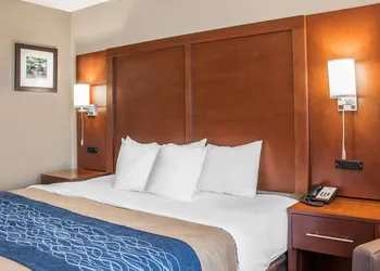Comfort Inn Fergus Falls hotel thumbnail 7