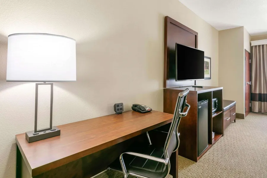 Comfort Suites Hopkinsville near Fort Campbell hotel detail image 6
