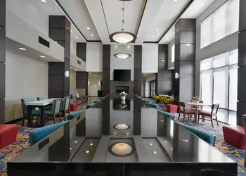 Hampton Inn & Suites Tulsa/Tulsa Hills hotel thumbnail 3