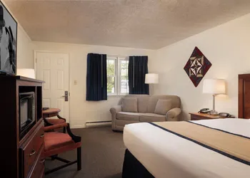Travelers Rest Motel hotel thumbnail 5