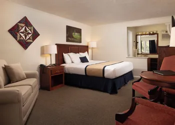Travelers Rest Motel hotel thumbnail 8