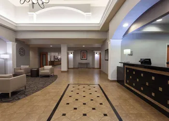 Wingate by Wyndham Moses Lake hotel thumbnail 3