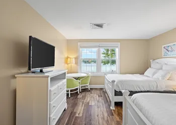 Oakwood Resort hotel thumbnail 7