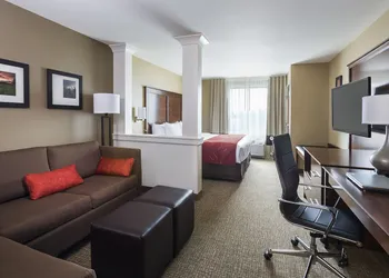 Comfort Suites Fargo Medical Center hotel thumbnail 5