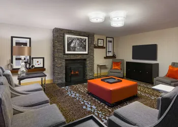Hampton Inn Danbury hotel thumbnail 3