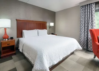 Hampton Inn Danbury hotel thumbnail 6
