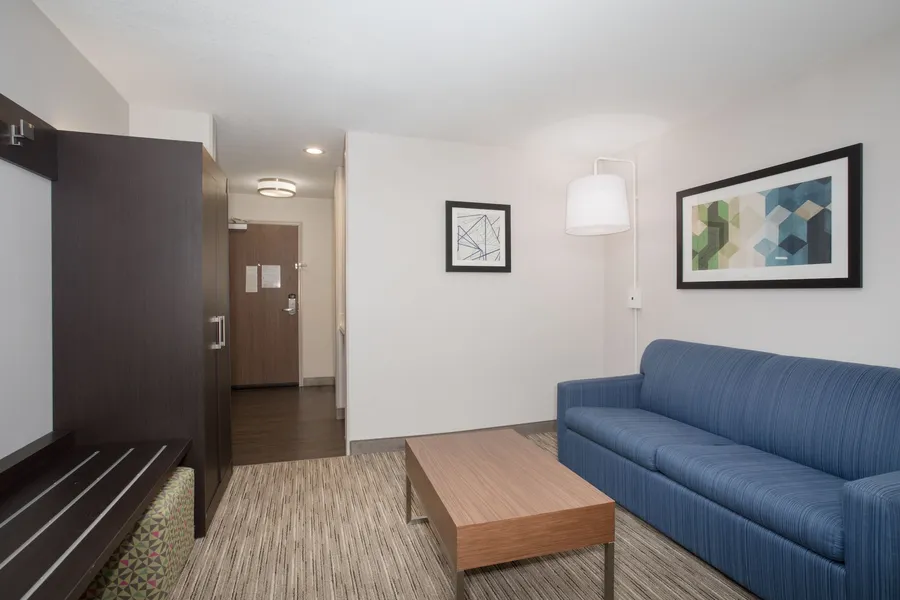 Holiday Inn Express Hotel & Suites Longmont by IHG hotel detail image 2