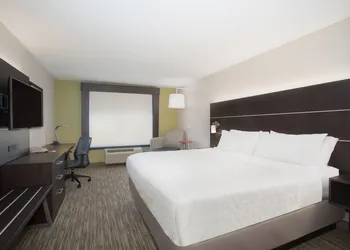 Holiday Inn Express Hotel & Suites Longmont by IHG hotel thumbnail 6