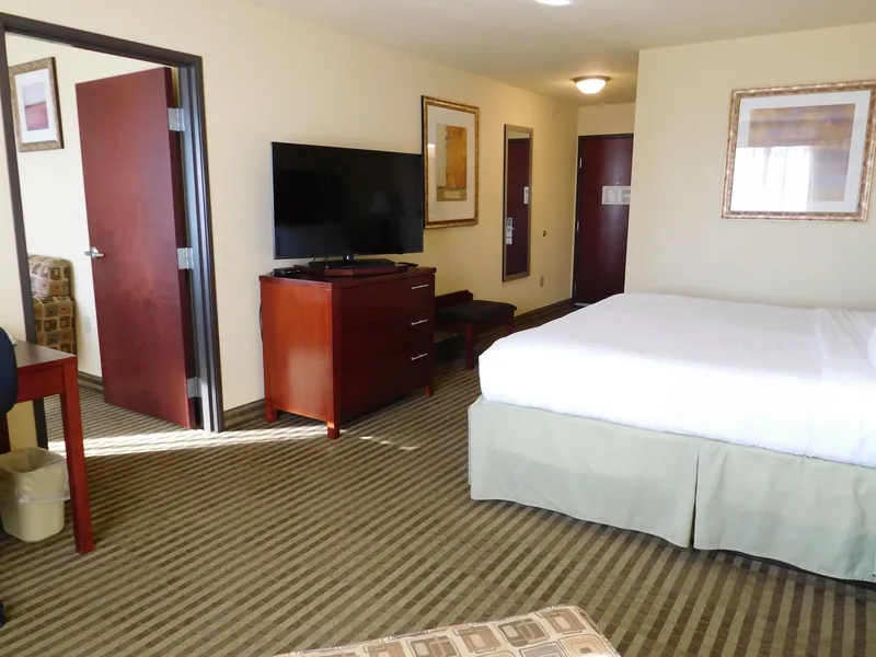 Holiday Inn Express & Suites Ponca City by IHG hotel detail image 2