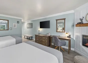 Cambria Pines Lodge hotel thumbnail 3