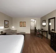 La Quinta Inn & Suites by Wyndham Paso Robles hotel detail image 7