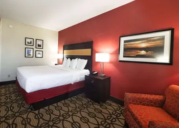La Quinta Inn & Suites by Wyndham Starkville at MSU hotel thumbnail 7