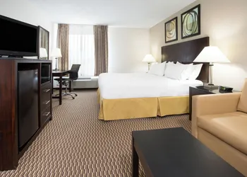 Holiday Inn Express Nicholasville by IHG hotel thumbnail 4