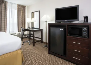 Holiday Inn Express Nicholasville by IHG hotel thumbnail 5