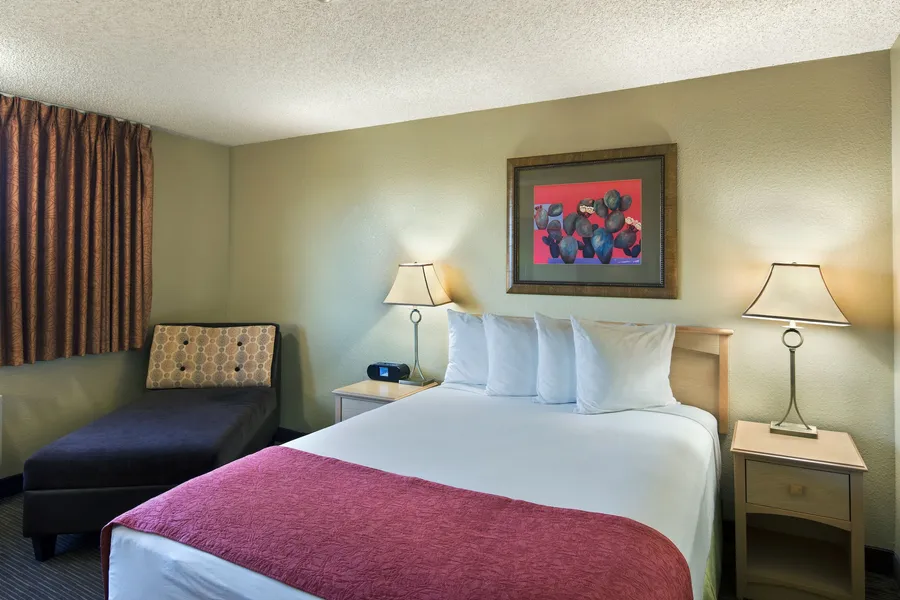 Oxnard Inn Lancaster hotel detail image 6
