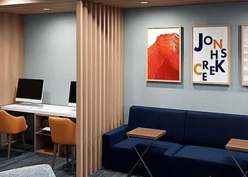 Holiday Inn Express Gloucester by IHG hotel thumbnail 2