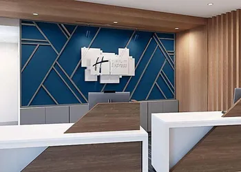 Holiday Inn Express Gloucester by IHG hotel thumbnail 3