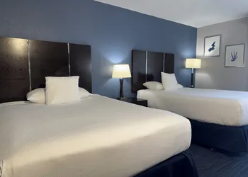 The Pacific Inn hotel thumbnail 7