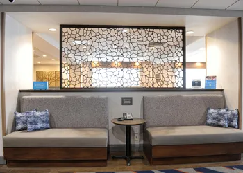 Hampton Inn Crystal River, FL hotel thumbnail 2