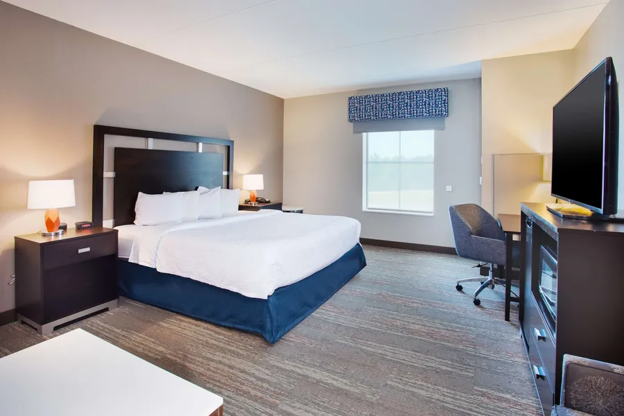 Hampton Inn & Suites Columbia/Southeast-Ft. Jackson hotel detail image 6