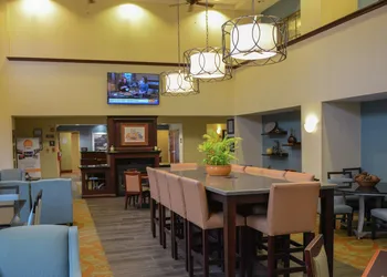 Hampton Inn & Suites-Knoxville/North I-75 hotel thumbnail 6