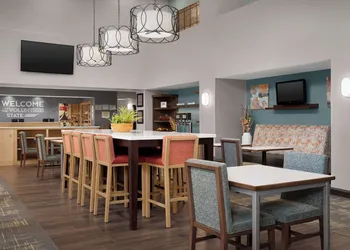 Hampton Inn & Suites-Knoxville/North I-75 hotel thumbnail 8