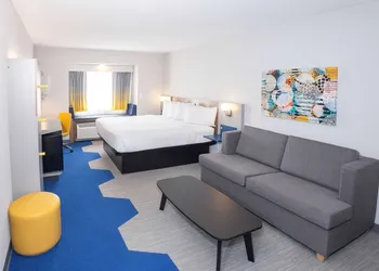 Microtel Inn & Suites by Wyndham Springville hotel thumbnail 6