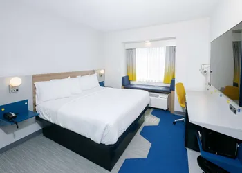 Microtel Inn & Suites by Wyndham Springville hotel thumbnail 8