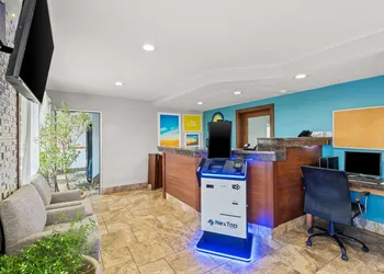 Days Inn by Wyndham Ames hotel thumbnail 3
