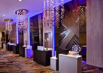 Swissotel - Chicago hotel thumbnail 3