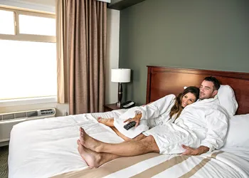 Chateau Nova Yellowhead hotel thumbnail 4