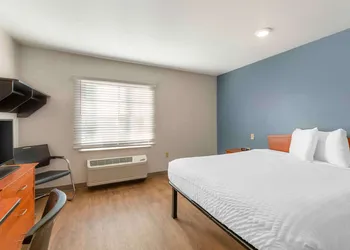 Extended Stay America Select Suites - Cleveland - Avon hotel thumbnail 5