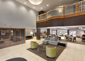 Wingate by Wyndham - Sylvania/Toledo hotel thumbnail 2