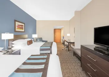 Wingate by Wyndham - Sylvania/Toledo hotel thumbnail 5