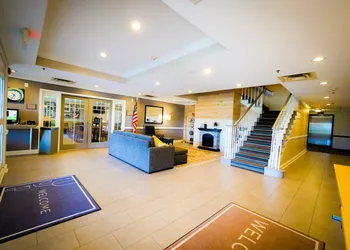 Country Inn & Suites by Radisson, Burlington (Elon), NC hotel thumbnail 3